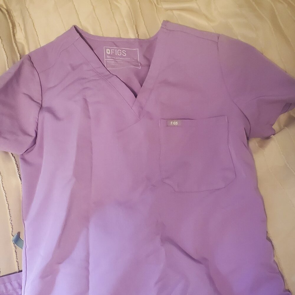 Figs Scrub Set